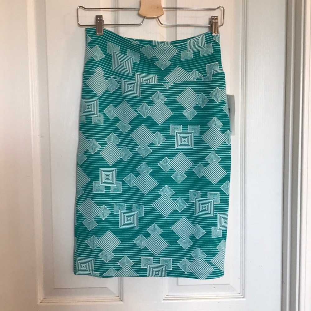 Lularoe Cassie